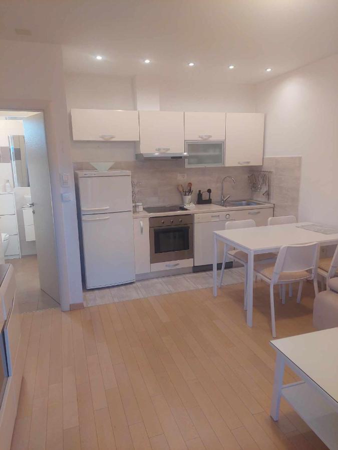 Holiday Apartment Spalato Esterno foto